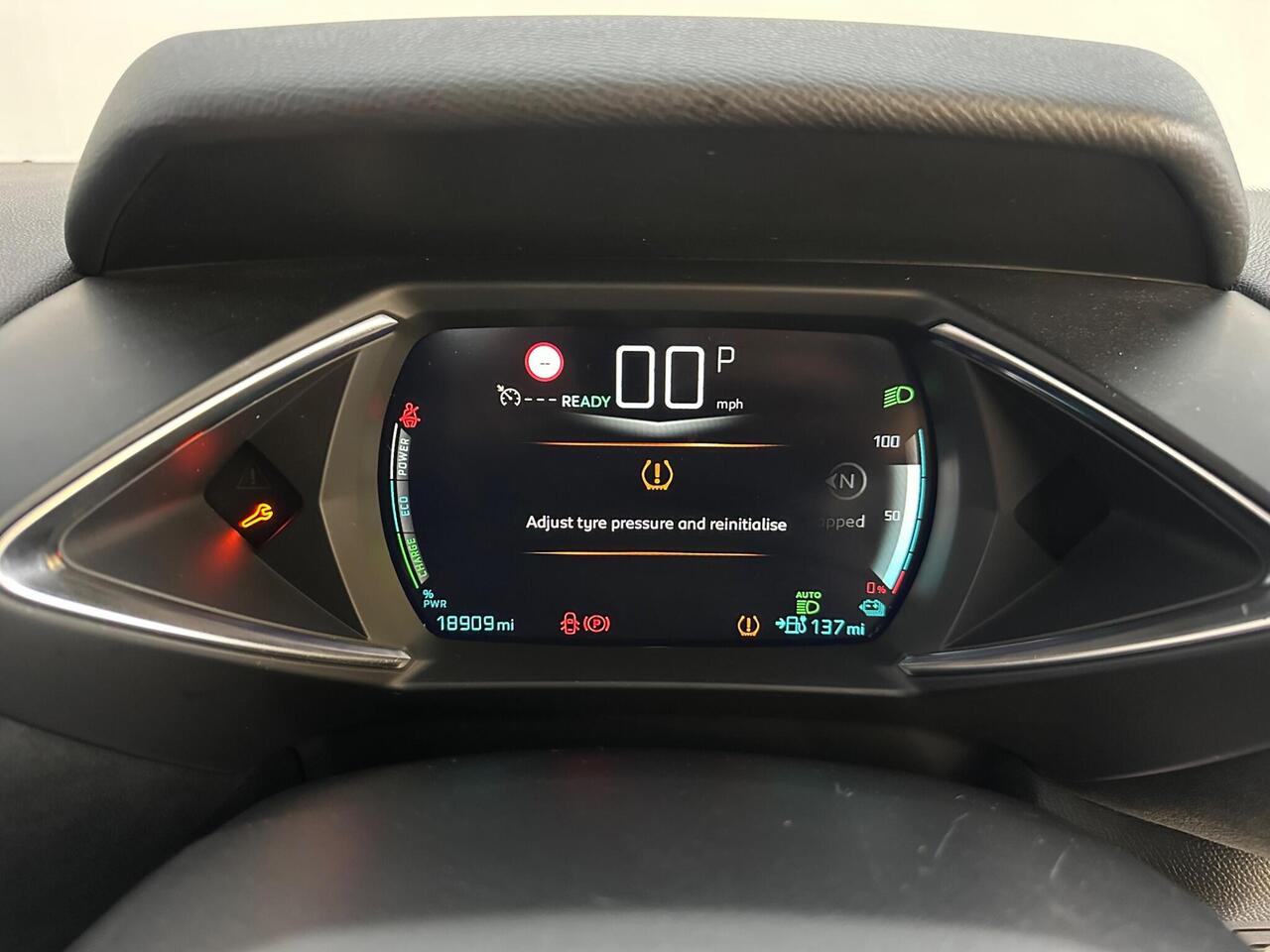 DS AUTOMOBILES DS 3 CROSSBACK DU71ECX