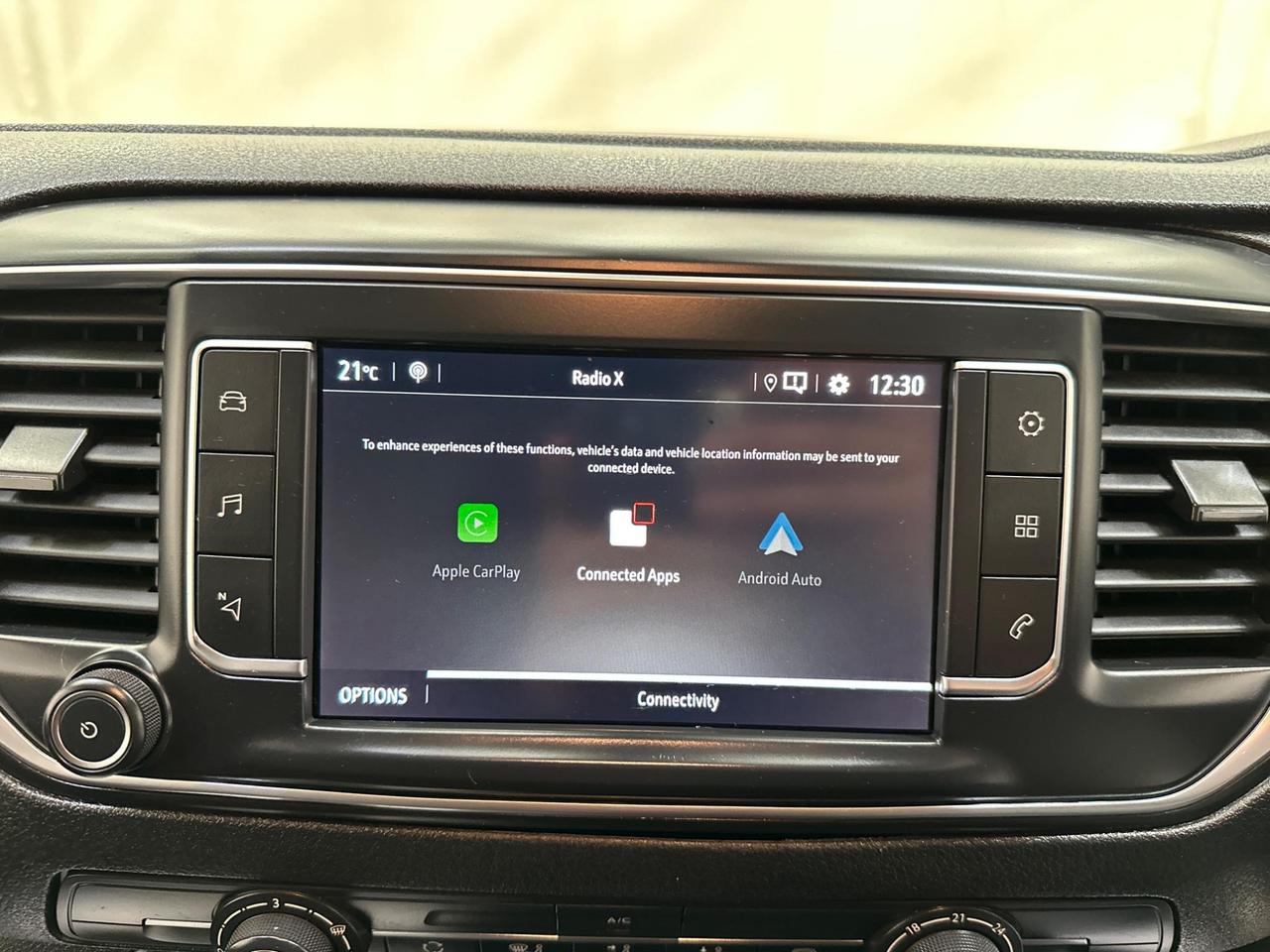 Vauxhall Vivaro KS23DHY