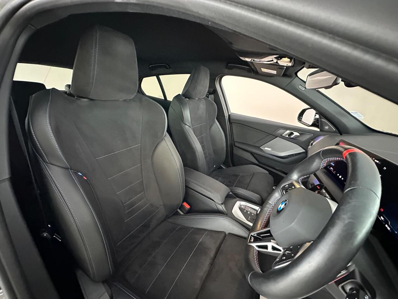 BMW 1 Series AK25JYJ