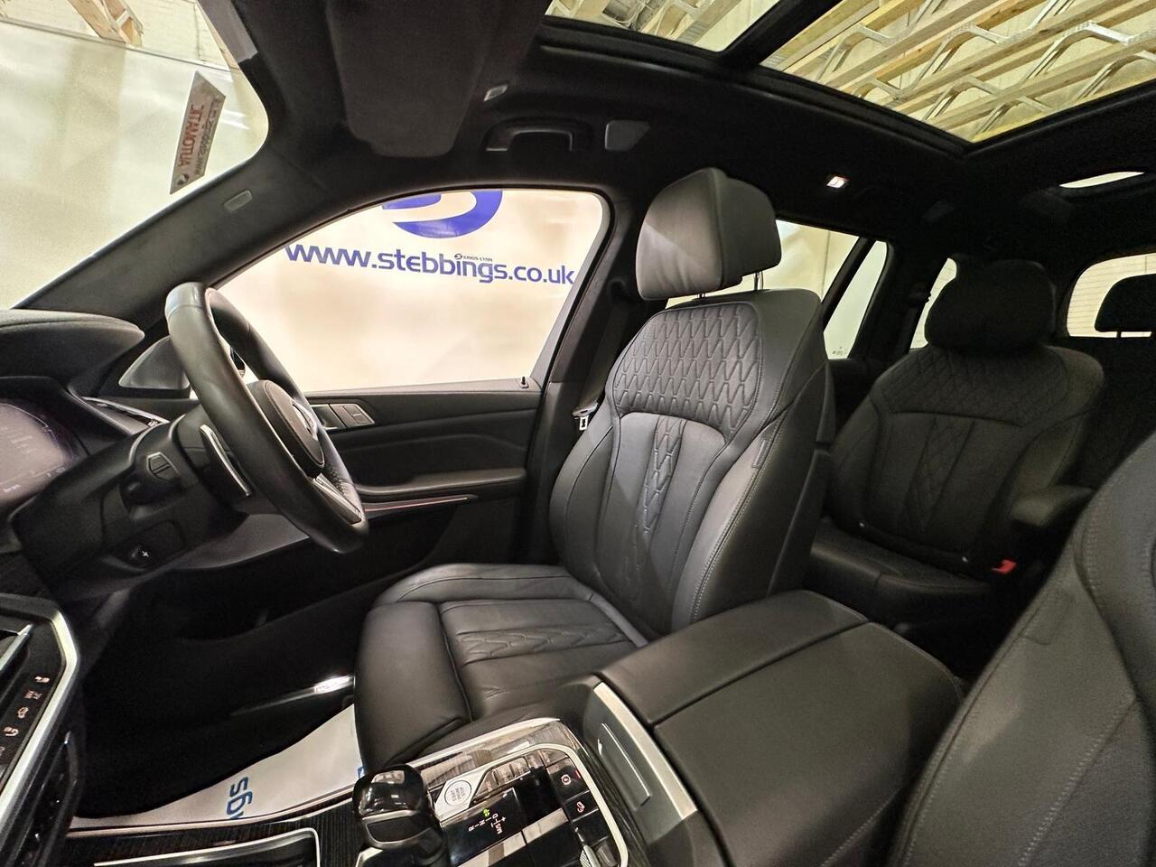 BMW X7 AP21DXA