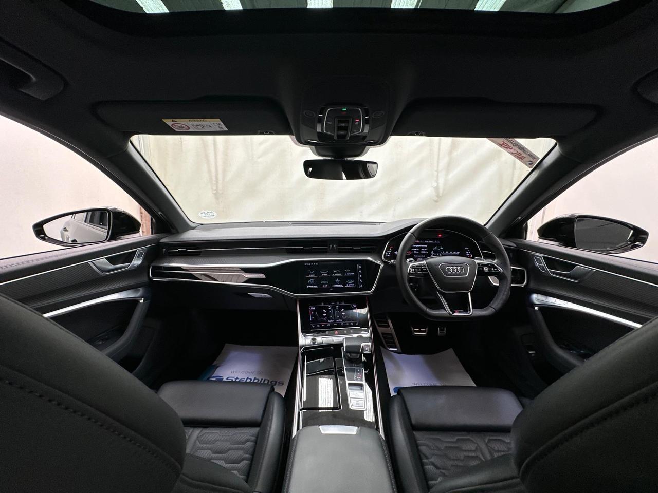 Audi RS6 Avant WU71CXE