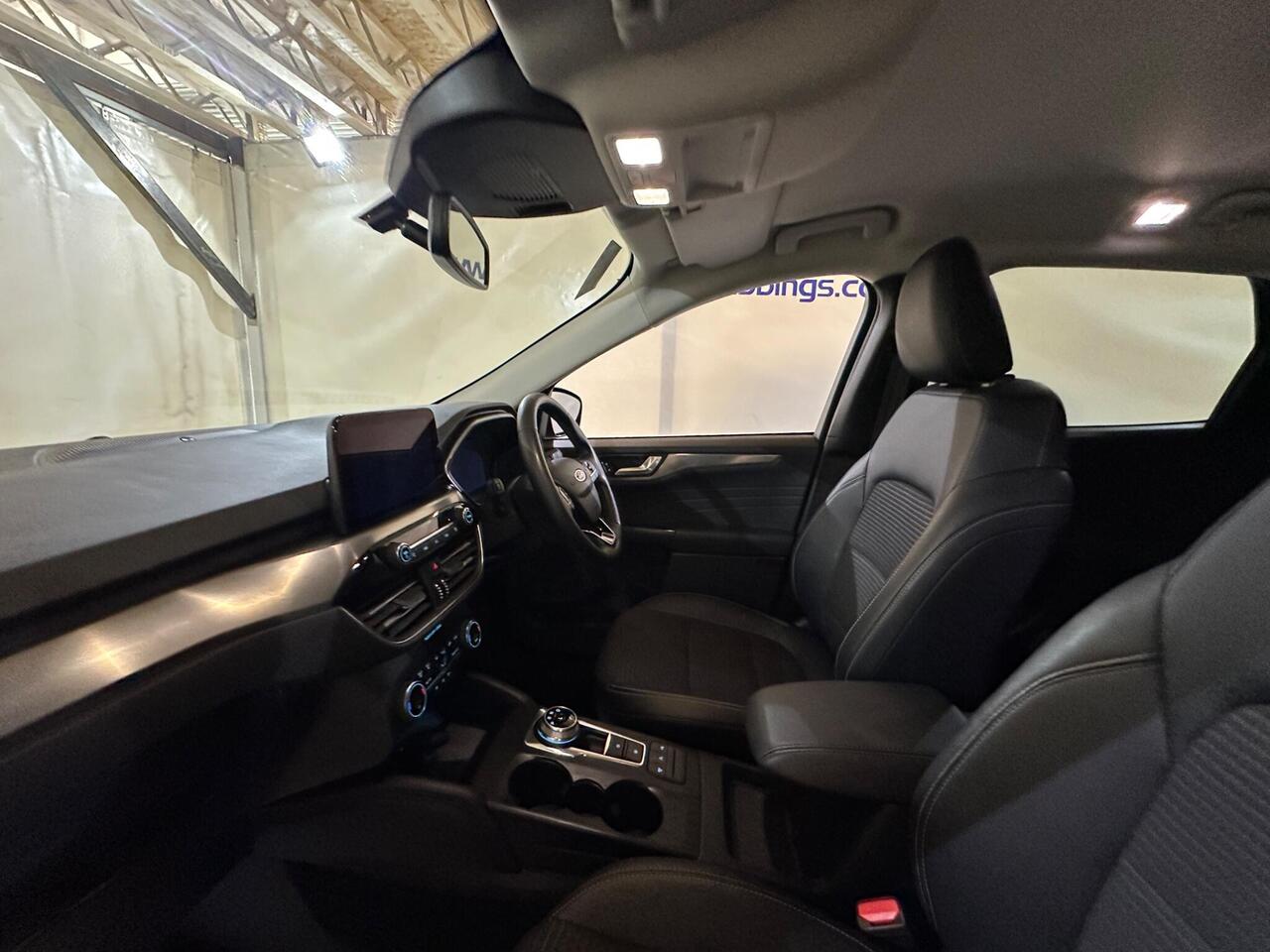 Ford Kuga YF22UBU