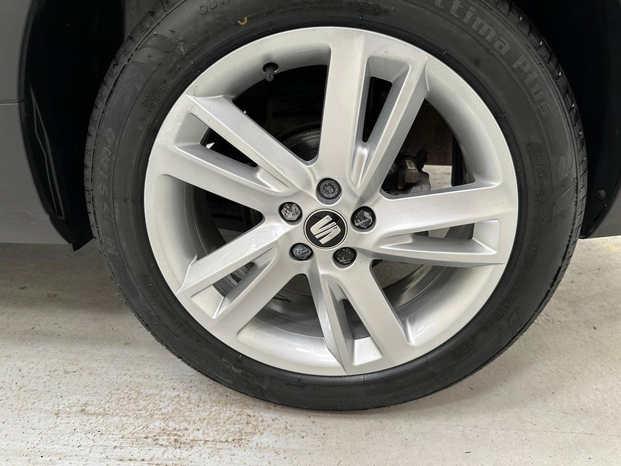 SEAT Arona DG70CZC