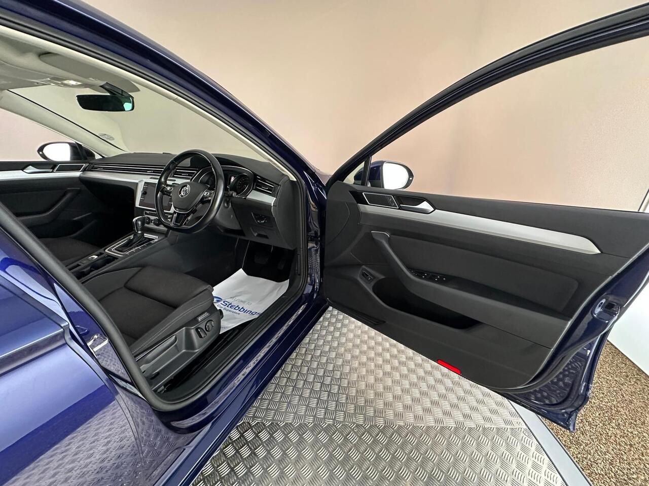 Volkswagen Passat WO19GZU