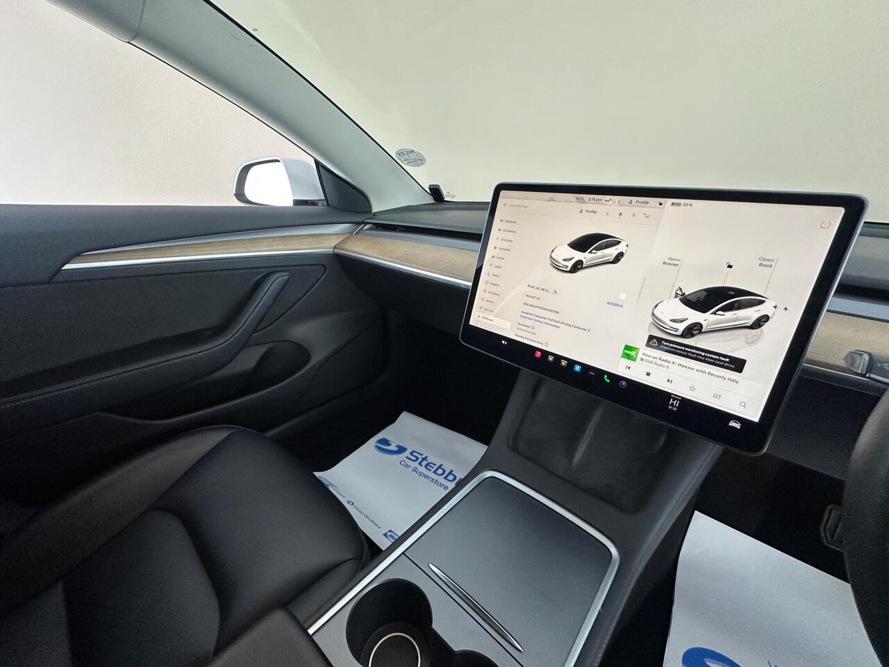 Tesla Model 3 AF22DVZ