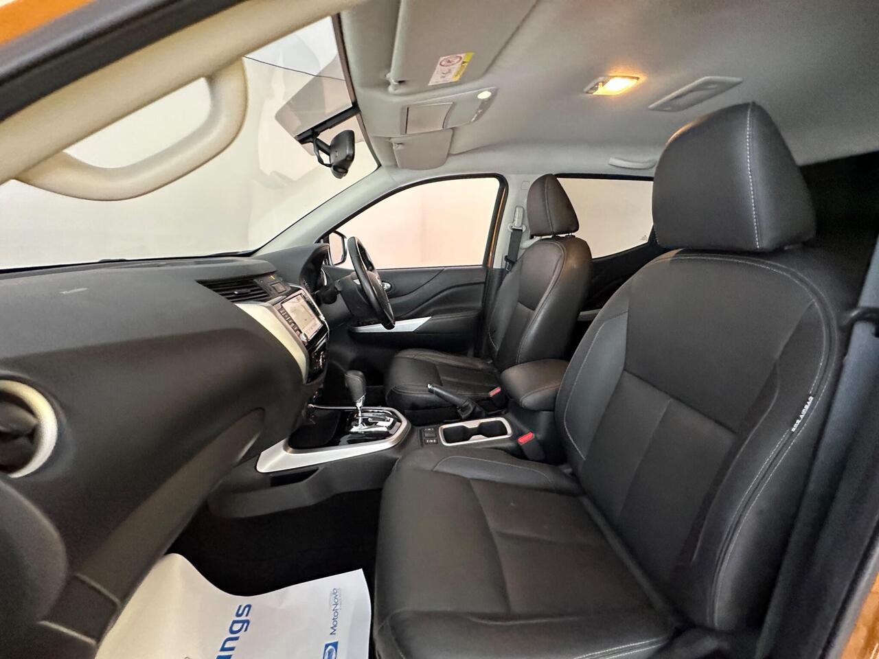 Nissan Navara BK70YHX