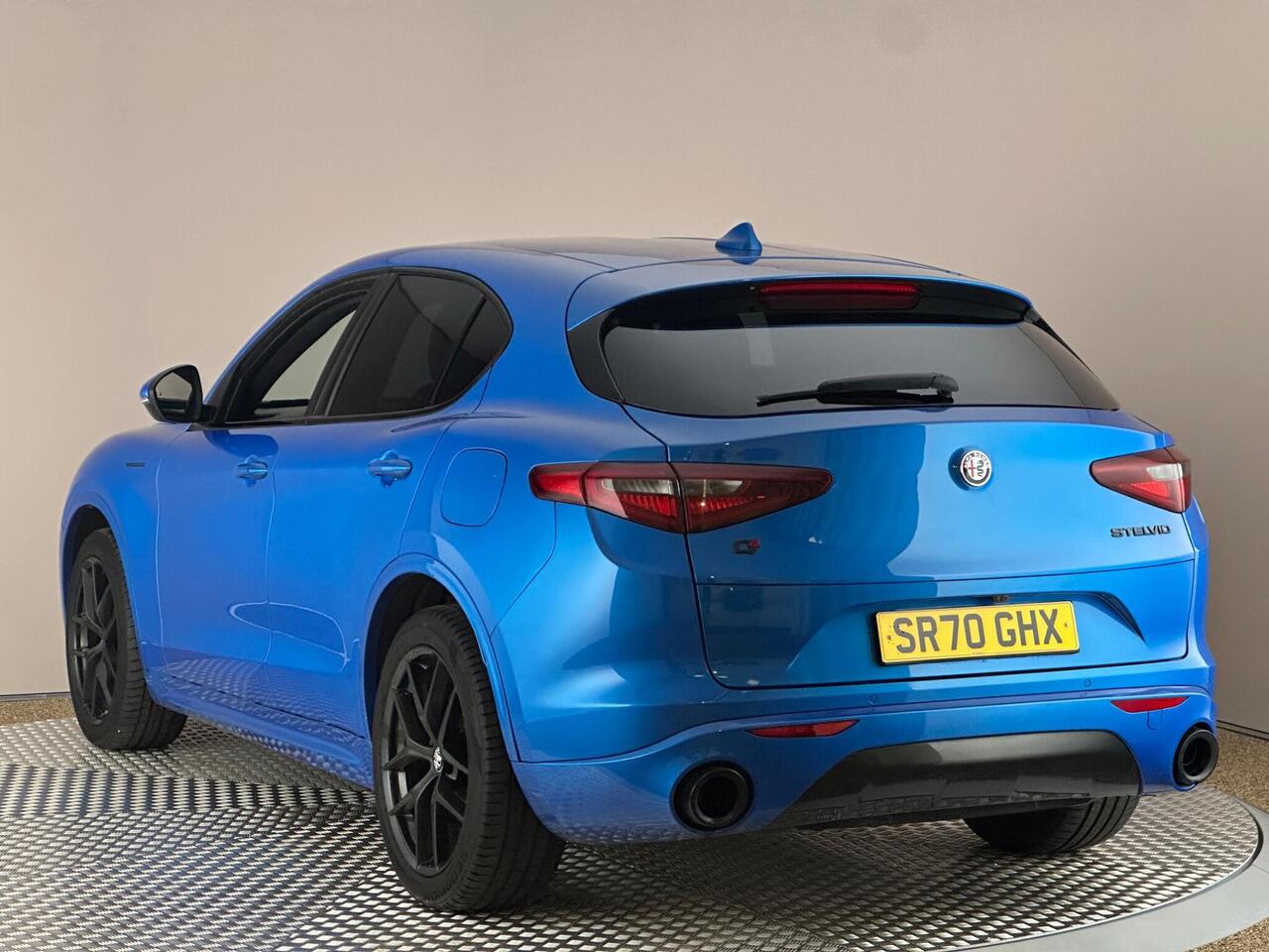 Alfa Romeo Stelvio SR70GHX