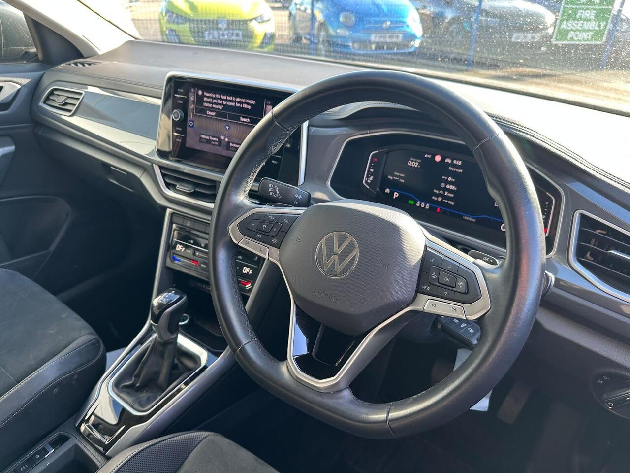 Volkswagen T-Roc CF23KPN