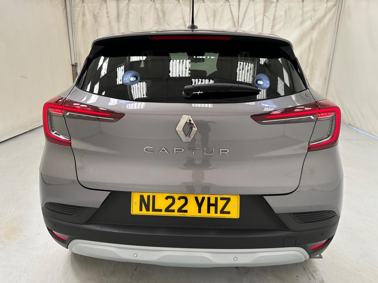 Renault Captur NL22YHZ