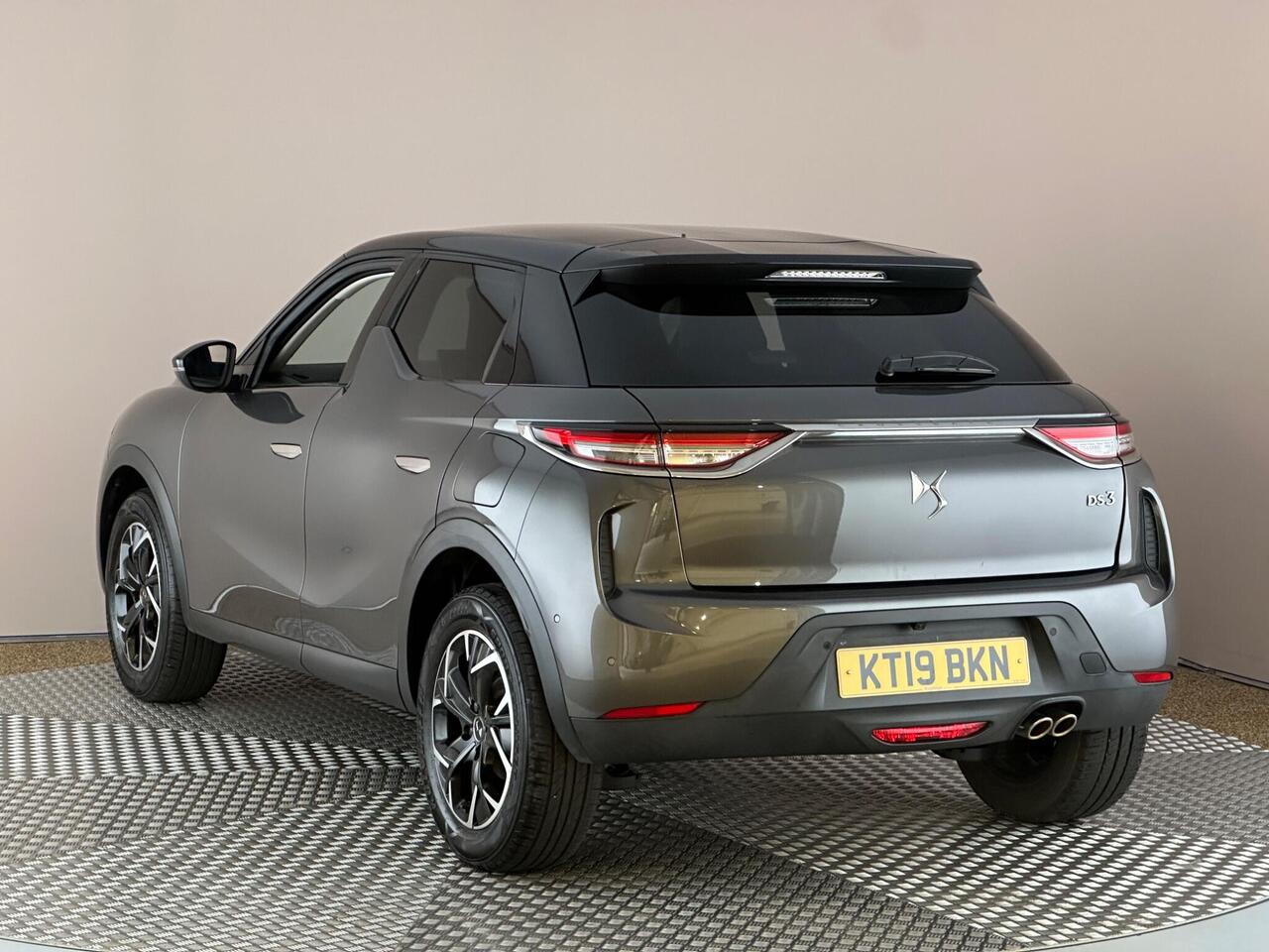 DS AUTOMOBILES DS 3 CROSSBACK KT19BKN