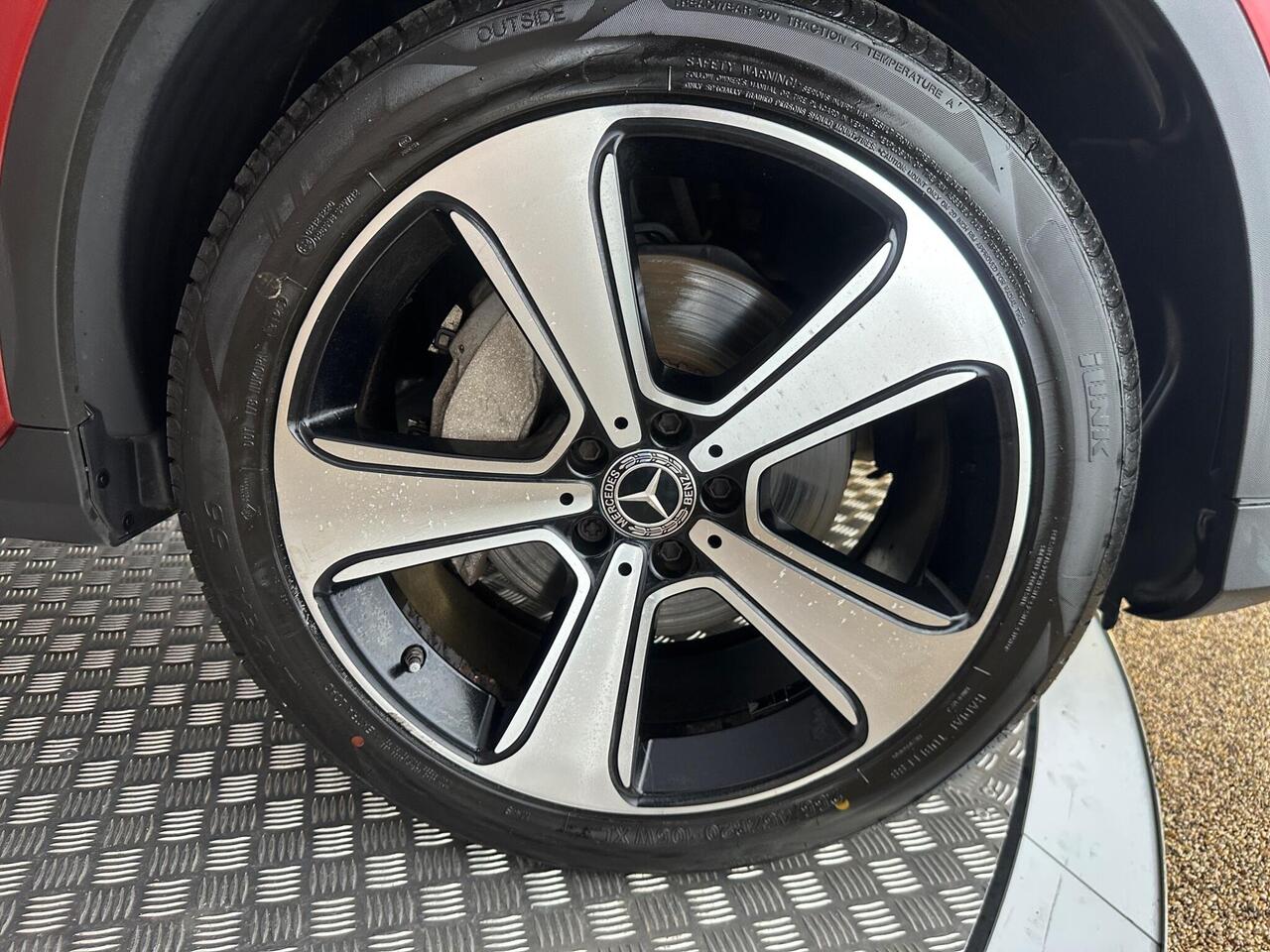 Mercedes-Benz GLC YM19PNO