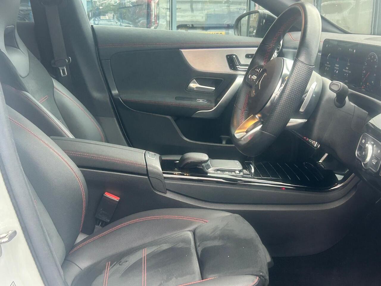 Mercedes-Benz CLA KW23MYY