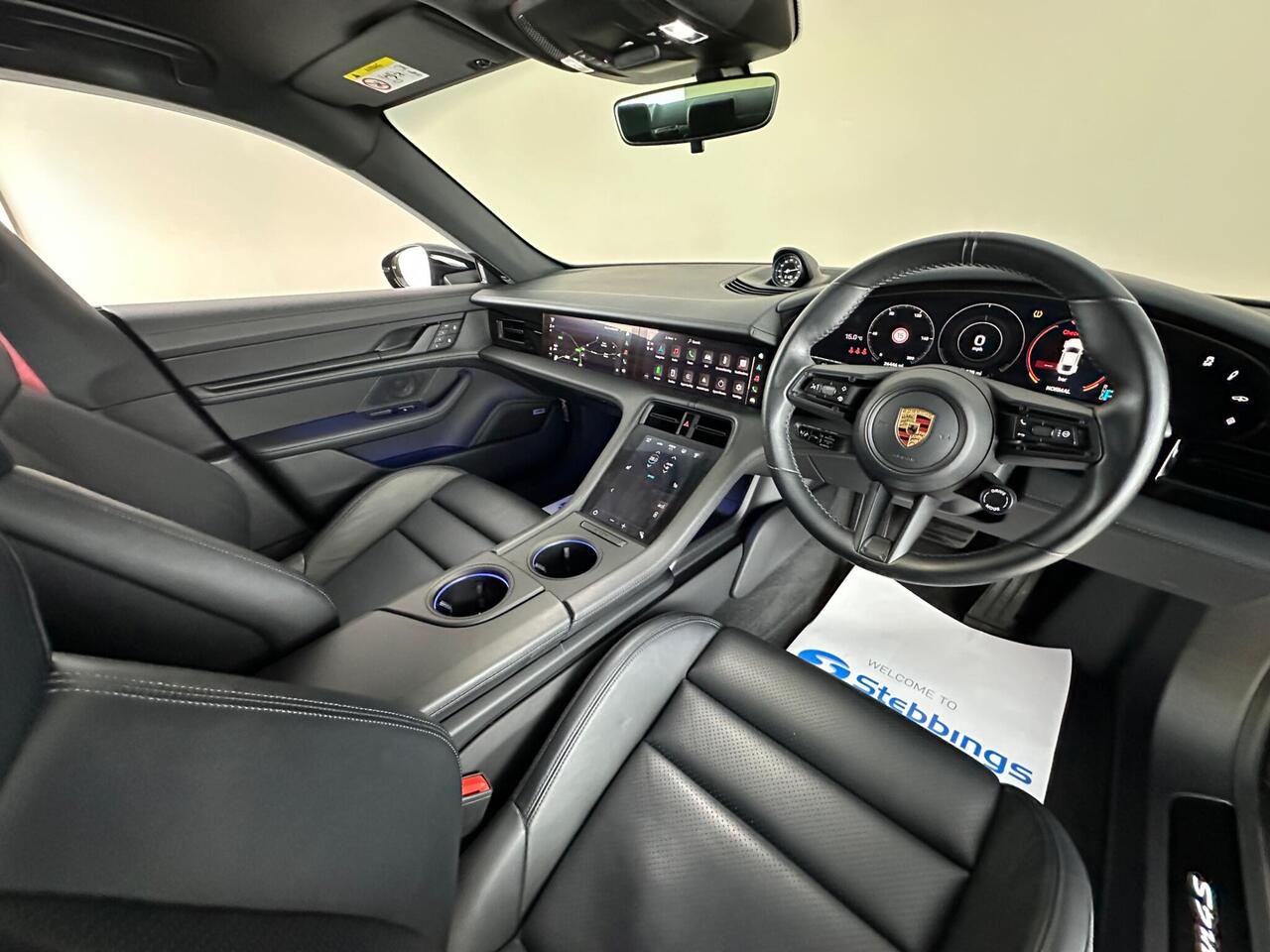 Porsche Taycan YX73ZWJ