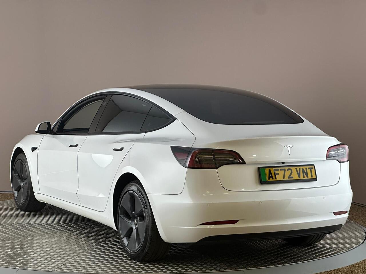 Tesla Model 3 AF72VNT