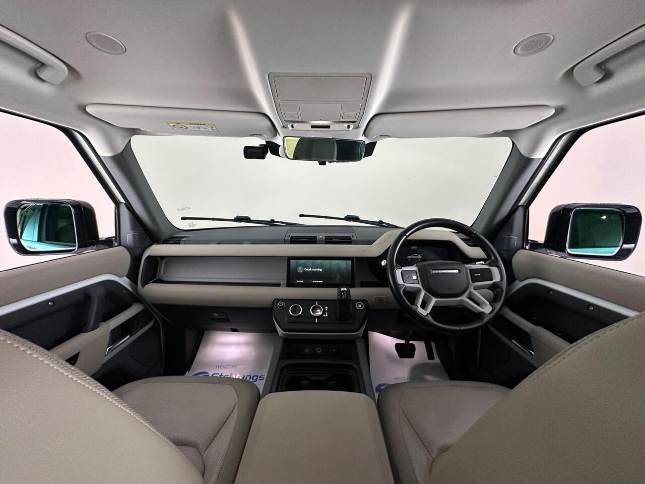 Land Rover Defender 110 OY20YDU