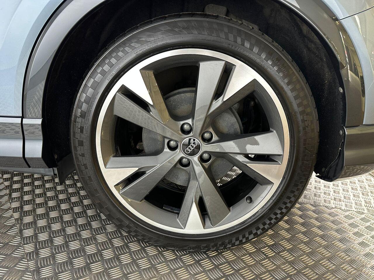 Audi Q4 e-tron KJ21ZPN