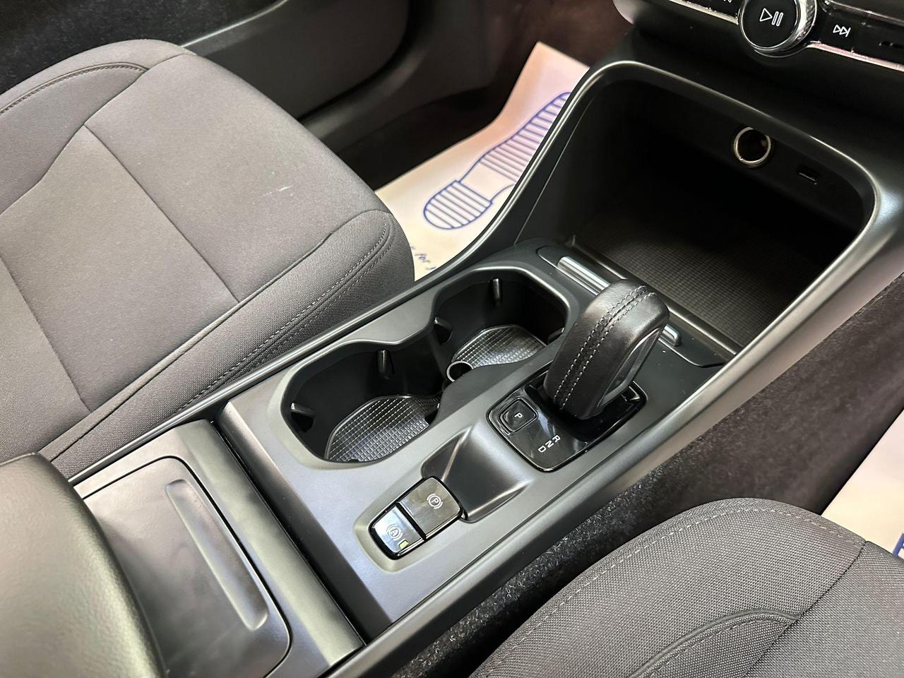Volvo XC40 YM70FWV