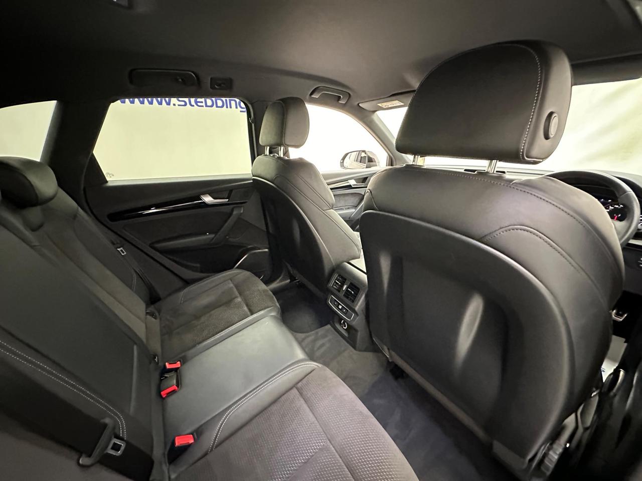 Audi Q5 WF69XDN