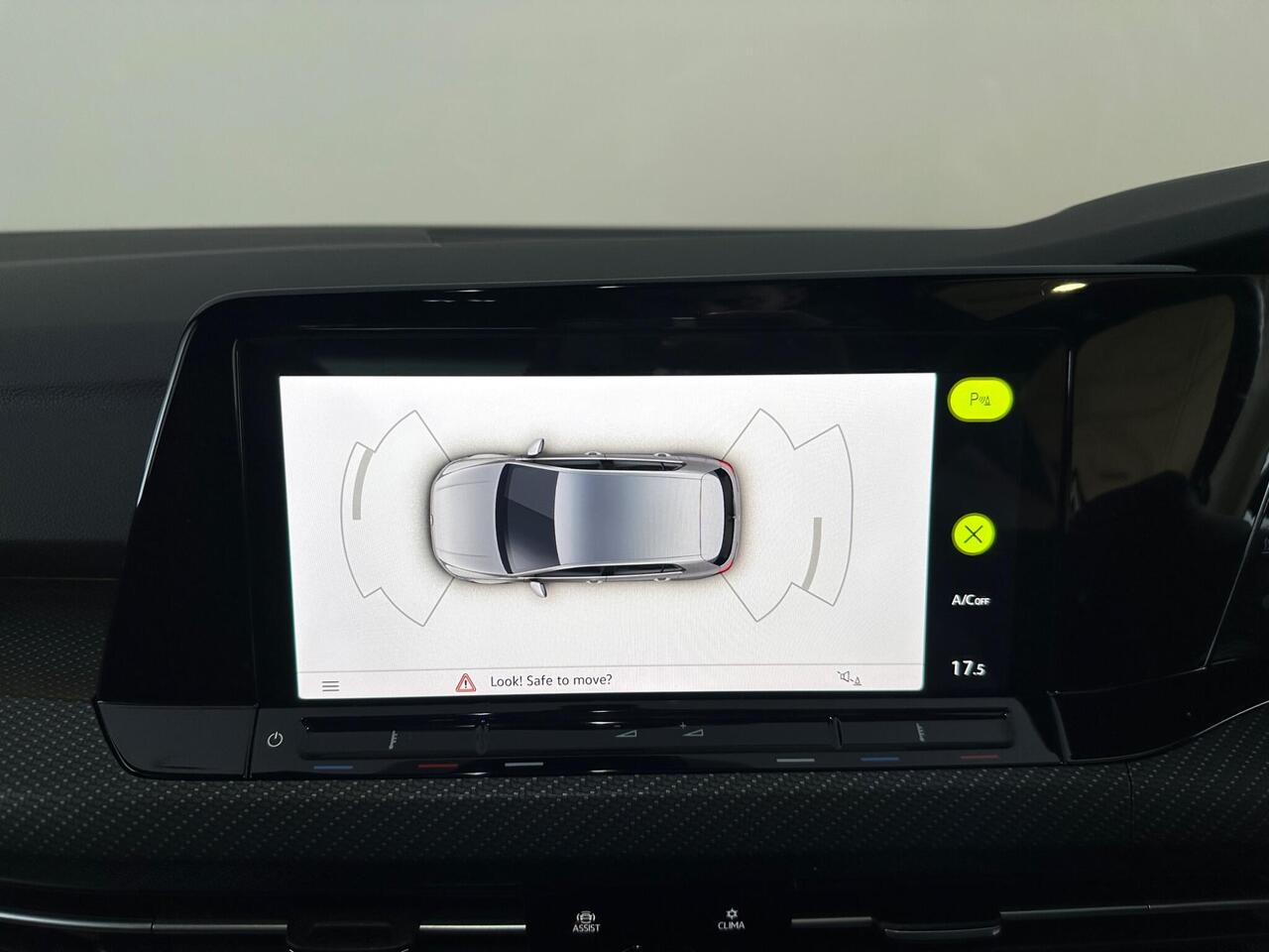 Volkswagen Golf EX71HKW