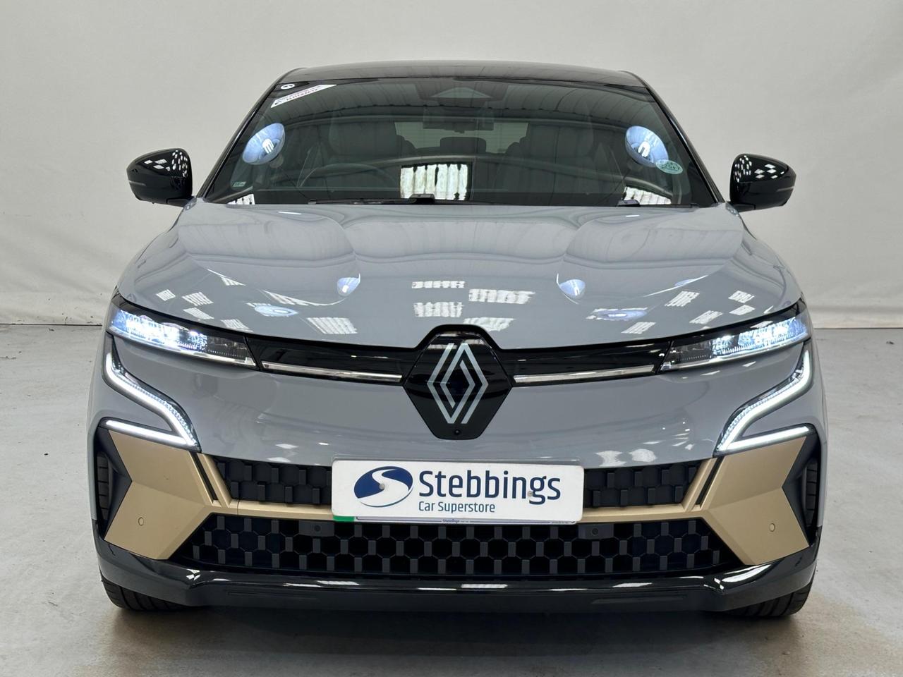 Renault Megane E-Tech YD73AFJ