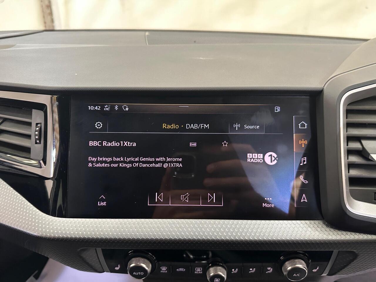 Audi A1 AV20KDX