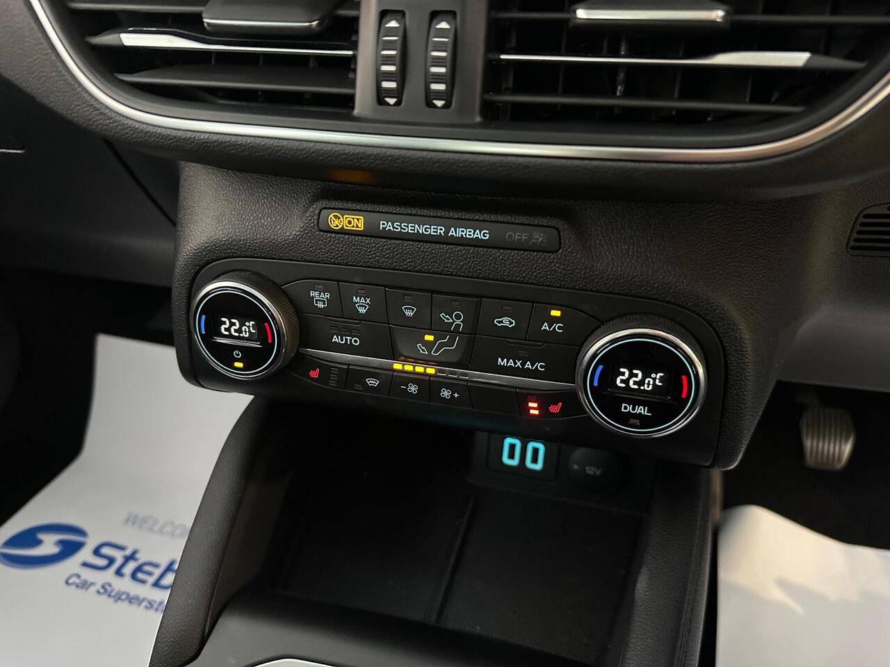 Ford Focus AF22SYT