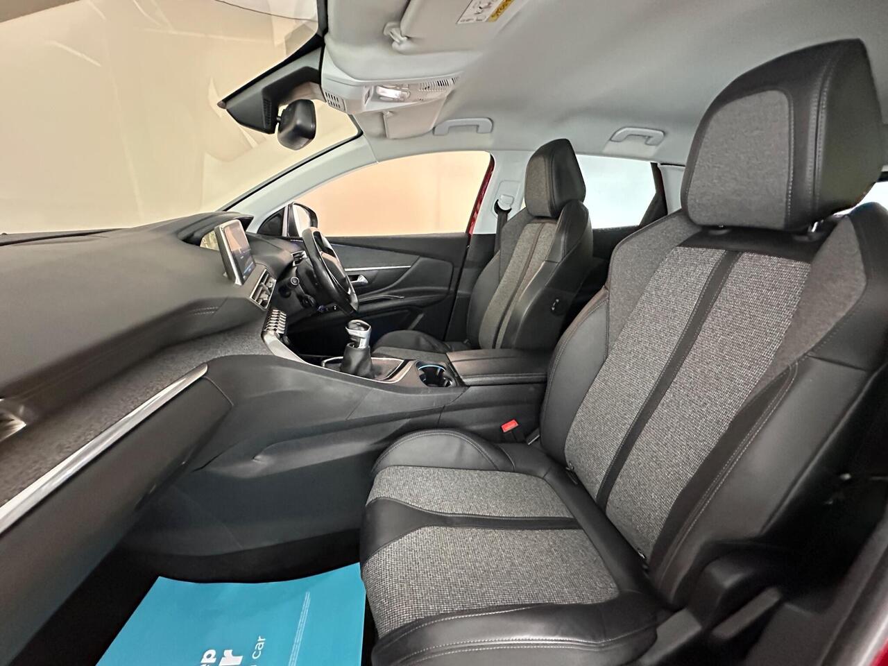 Peugeot 3008 FL67UGZ