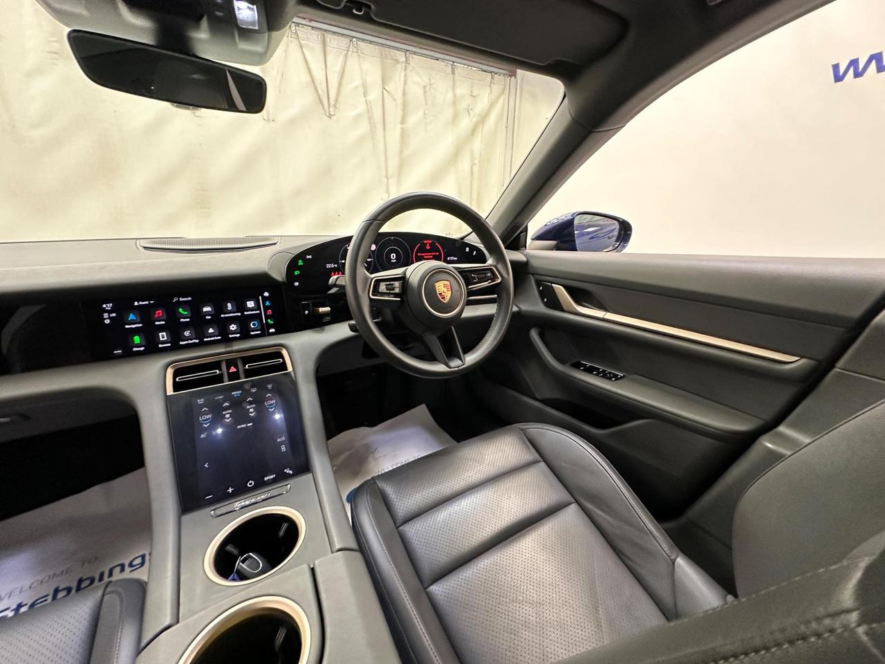 Porsche Taycan LB22MVG