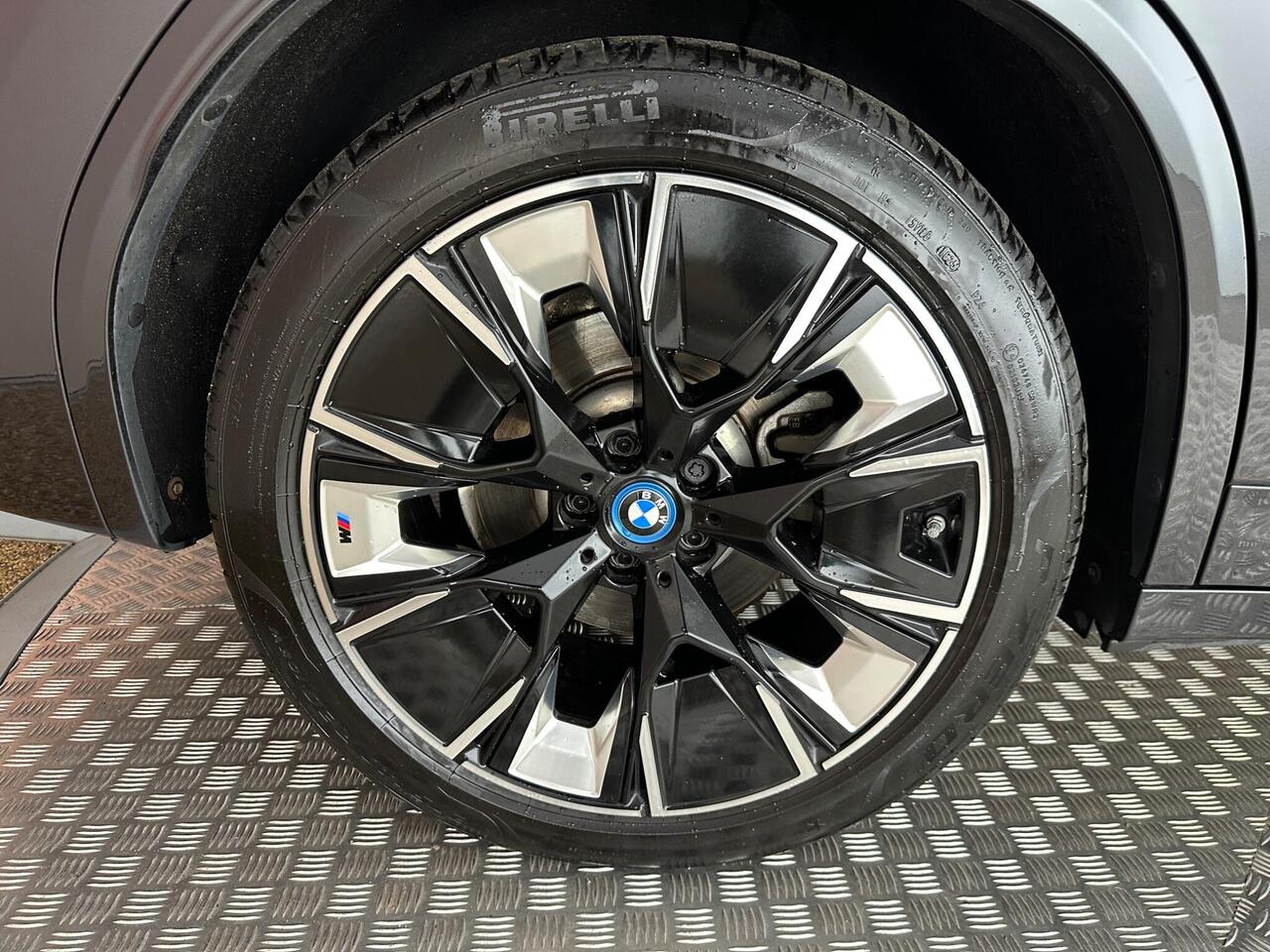 BMW iX3 BJ73HYR
