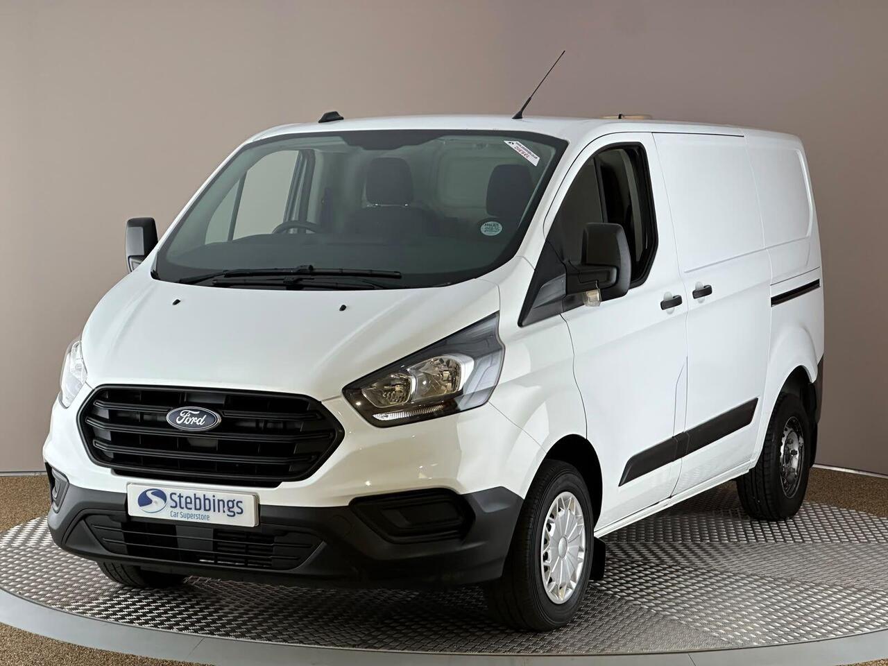 Ford Transit Custom MA71VUM