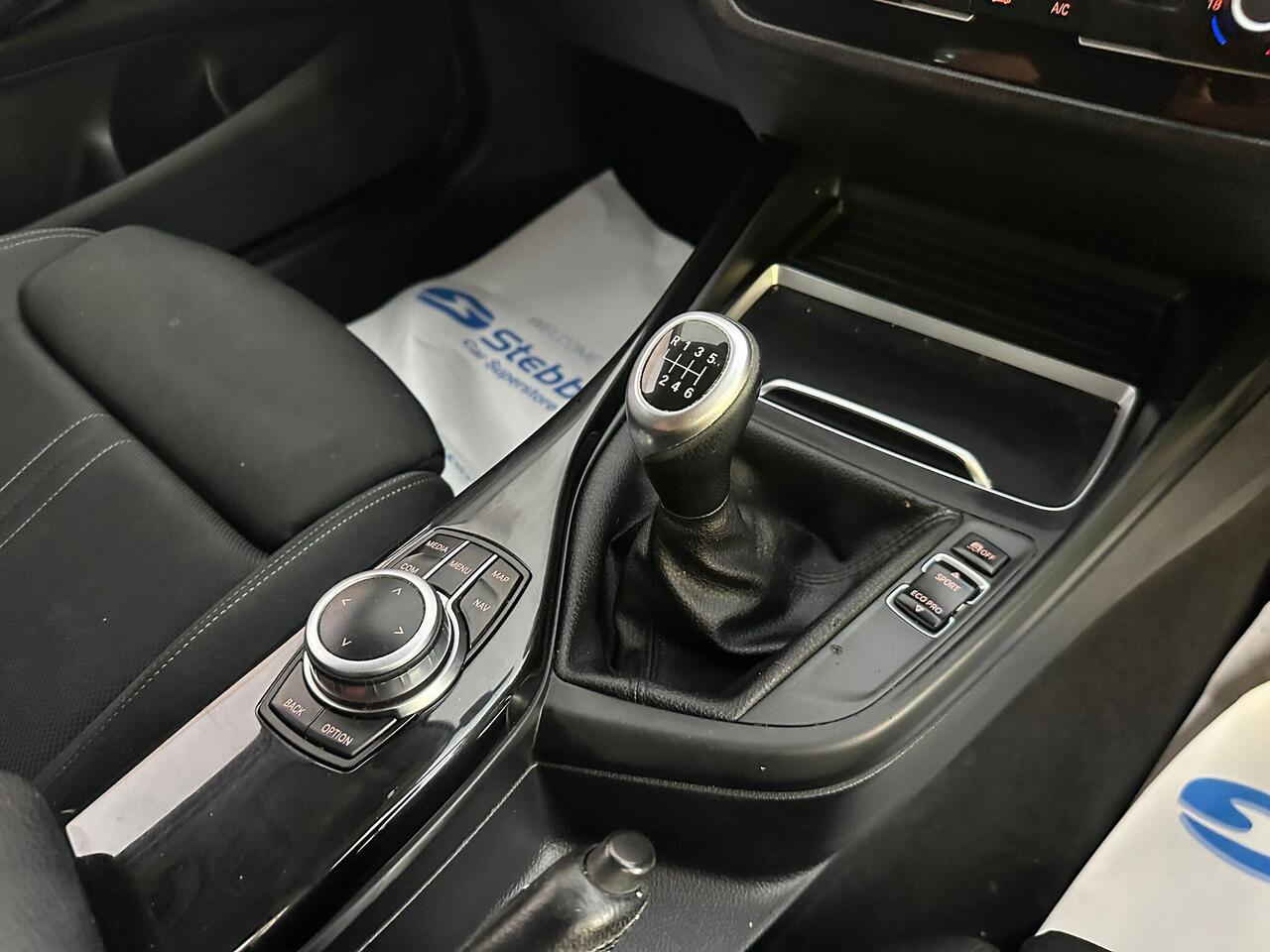 BMW 1 Series RY19NVN