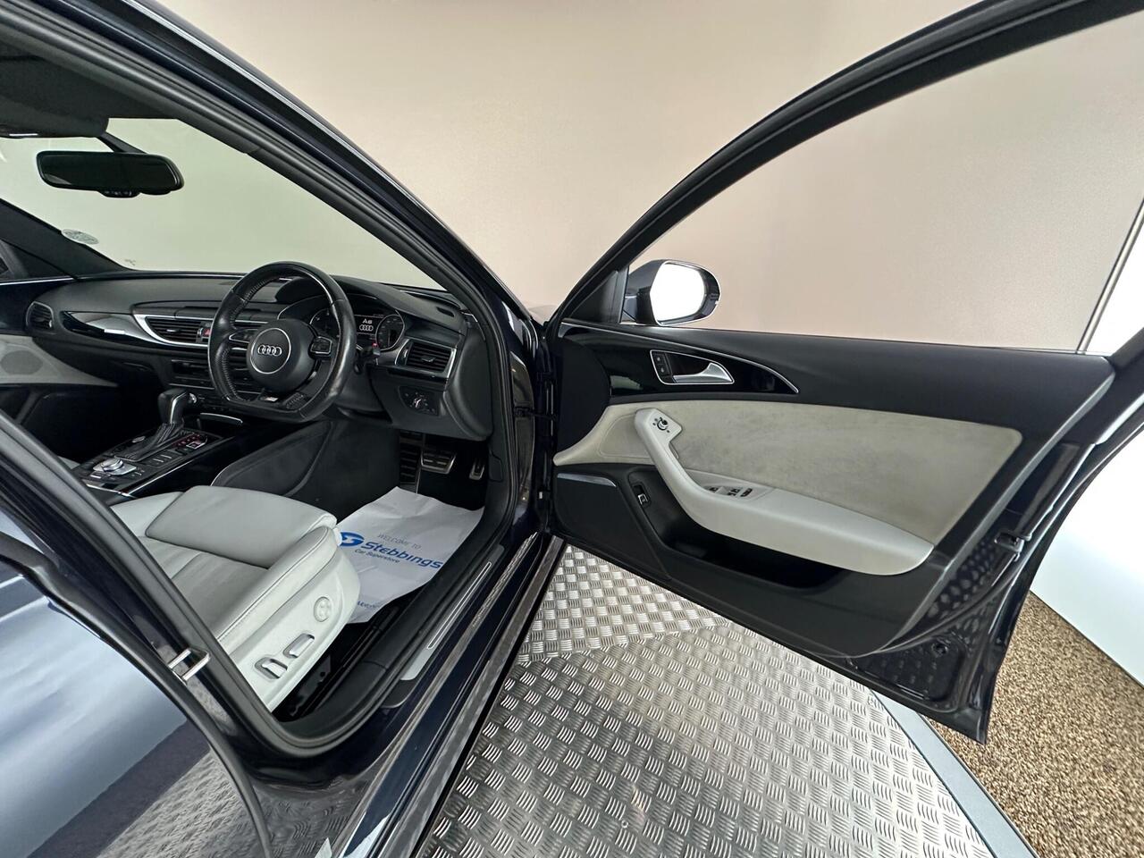 Audi A6 Avant LN66YCK