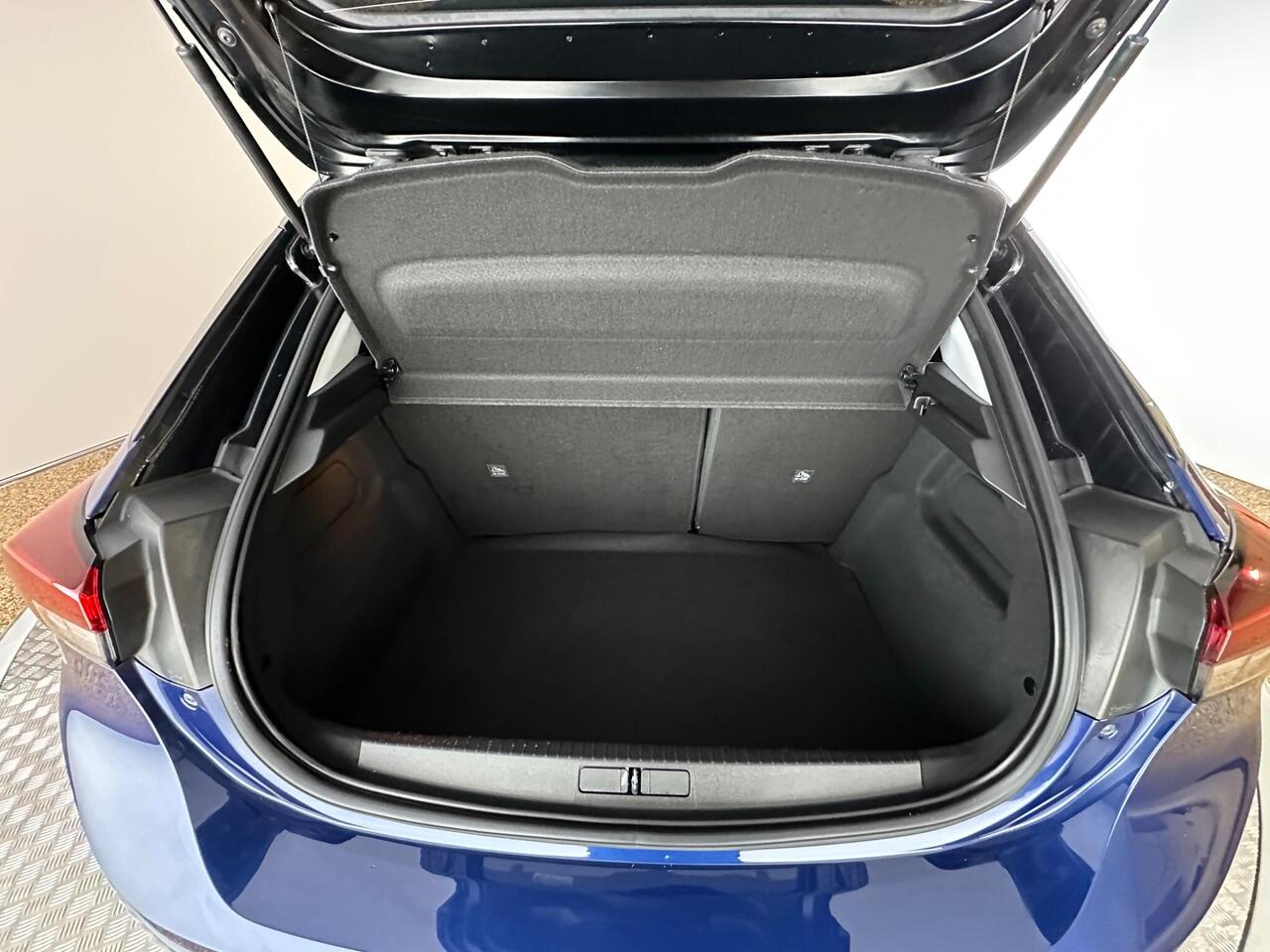 Vauxhall Corsa SE21EOL