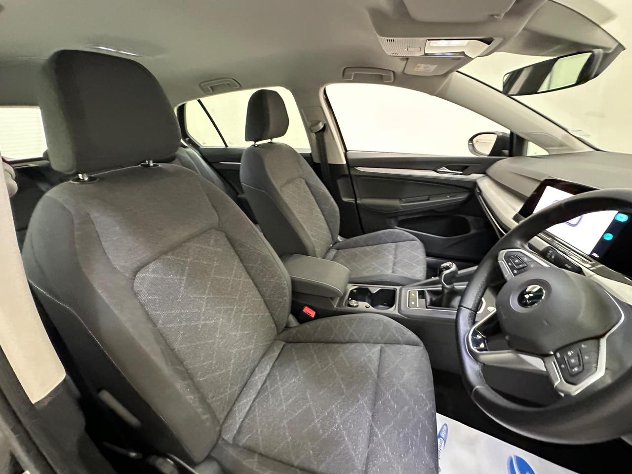 Volkswagen Golf WR70DMZ