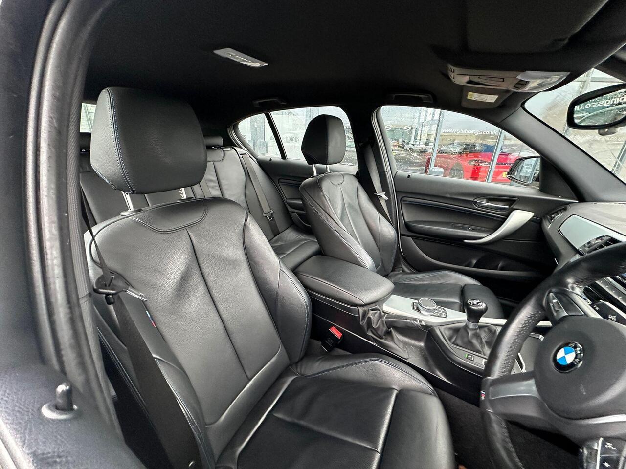 BMW 1 Series YD68VJV