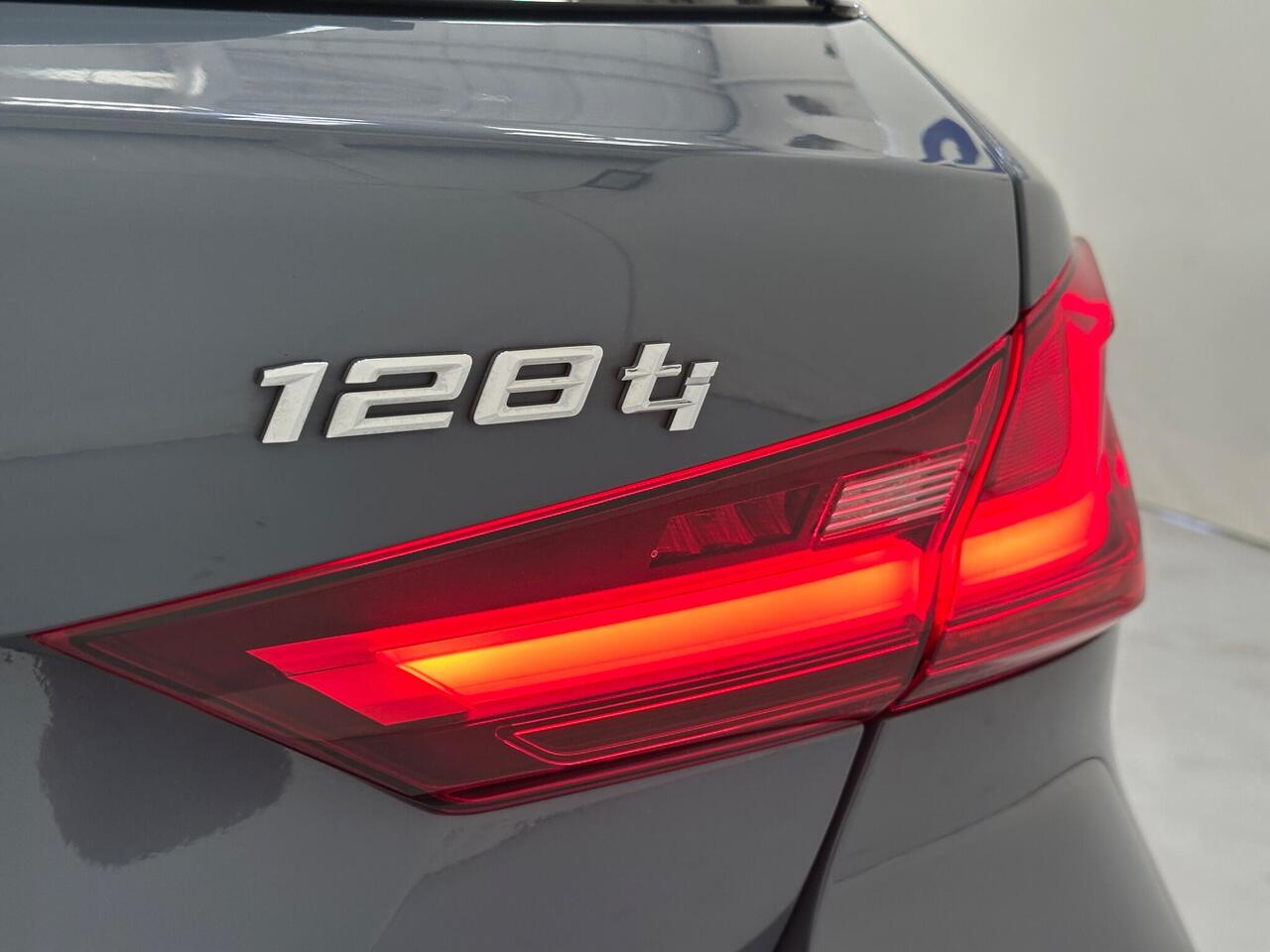 BMW 1 Series AX73KKV