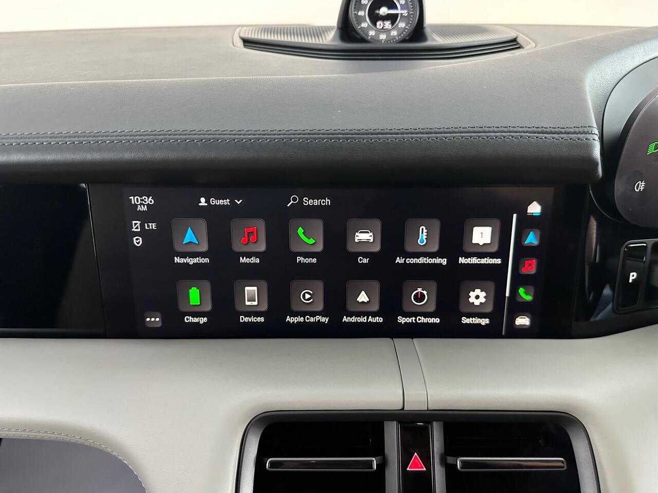 Porsche Taycan LV71XCL