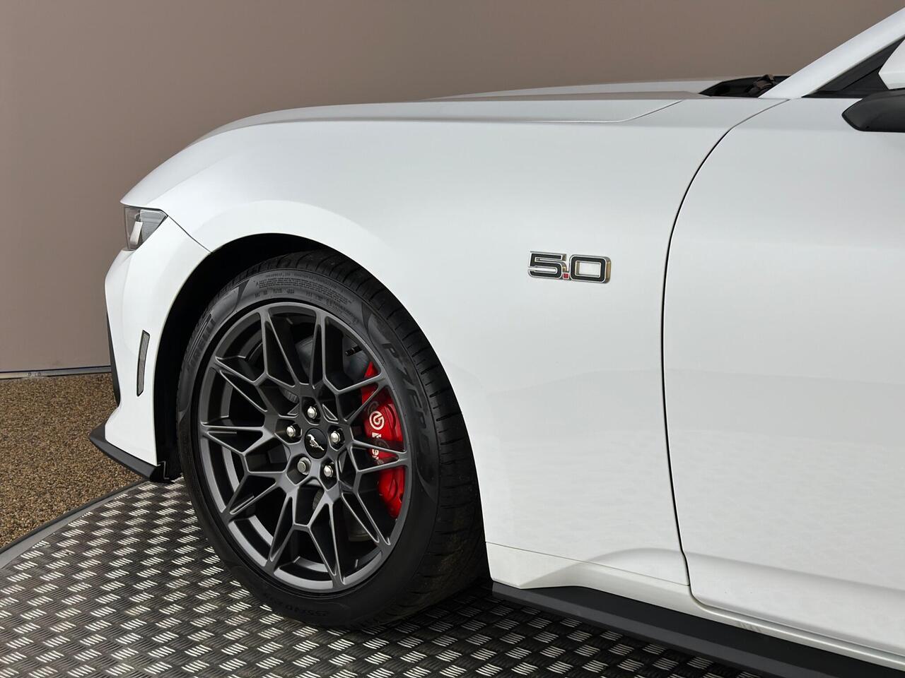 Ford Mustang EA74HZC