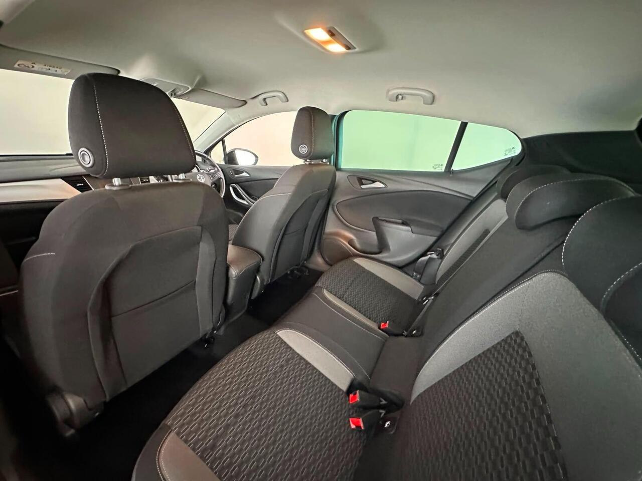Vauxhall Astra BN20KYY