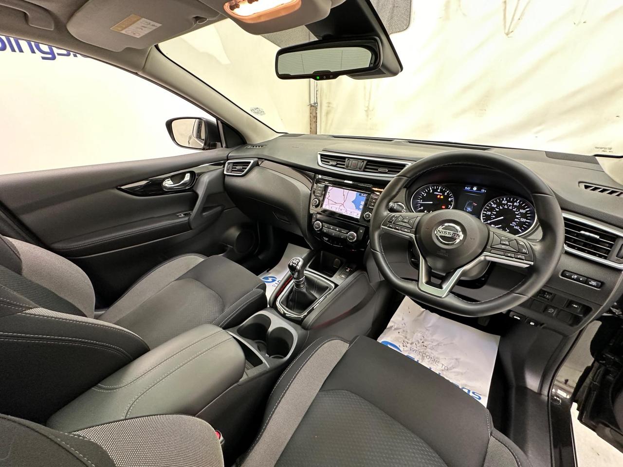 Nissan Qashqai YB21ZHJ