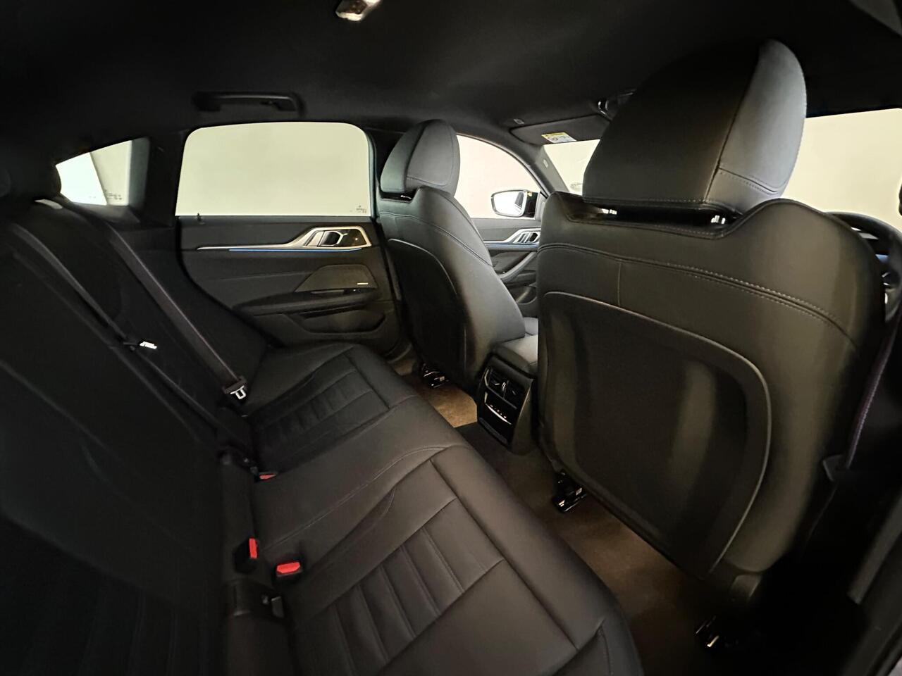 BMW i4 ND72JJL
