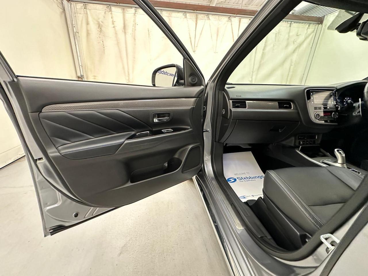 Mitsubishi Outlander FT19XHB