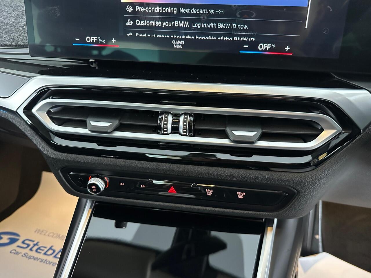 BMW 3 Series LC73GXV