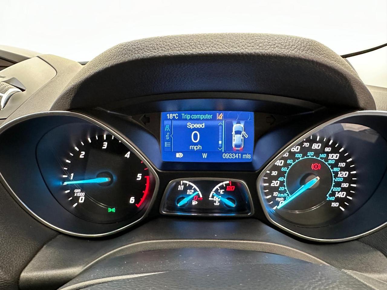 Ford Kuga EF64CBO