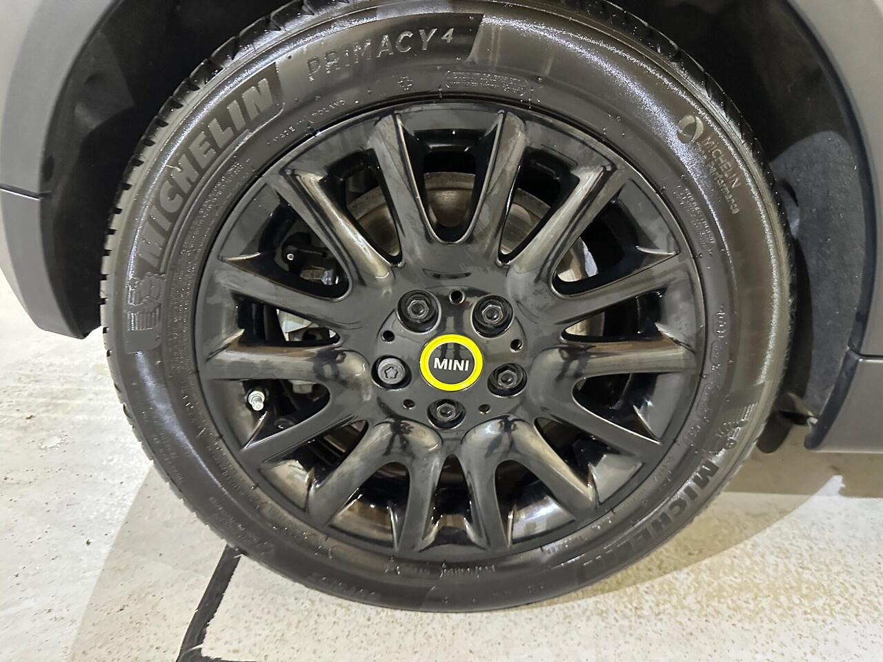 MINI Electric Hatch GF71KHC