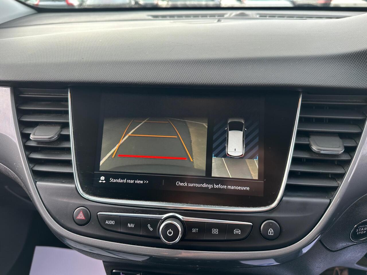 Vauxhall Crossland SH22LWL