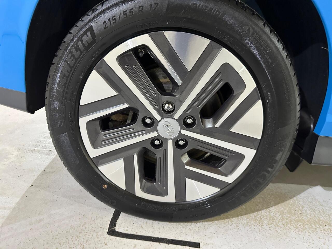 Hyundai KONA CA22BUE