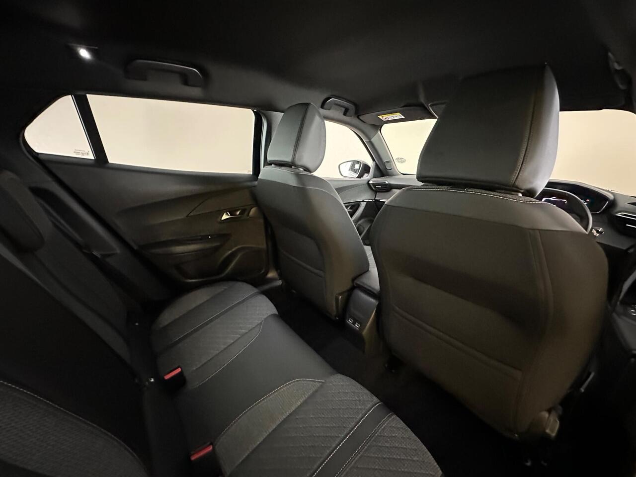 Peugeot 2008 KR73UKK