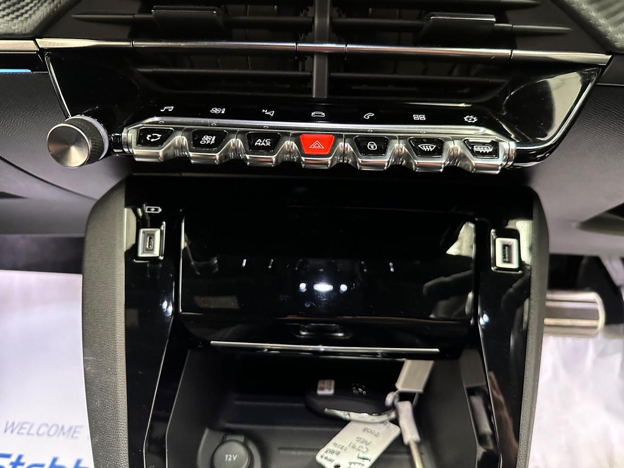 Peugeot 2008 CJ71AEG