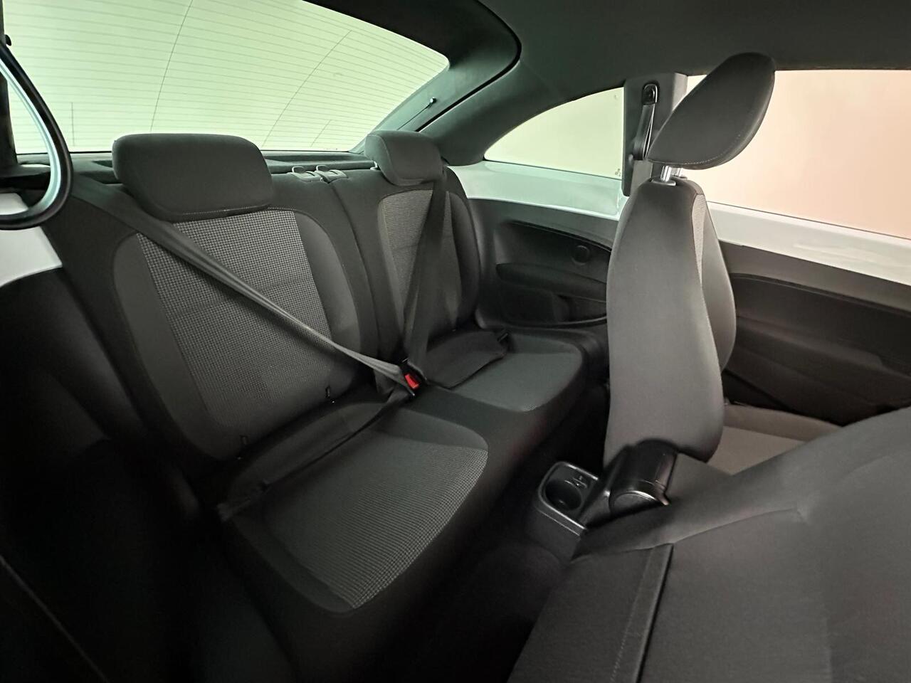 Volkswagen Beetle NU15DYA